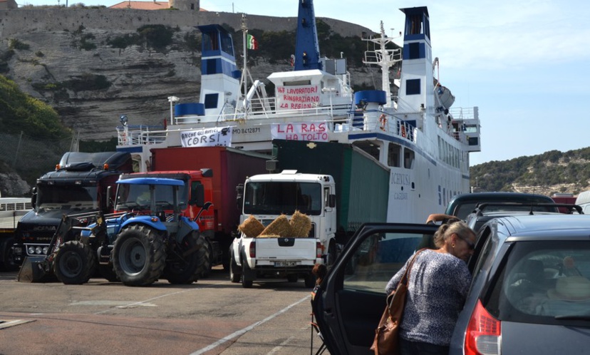 Fin de la liaison avec la Sardaigne : le port de Bonifacio bloqué